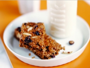 Almond Cherry Energy Bars Biscuits recipe