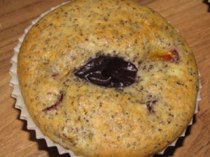 Plums sour cream and poppy seed muffins Biscuits recipe