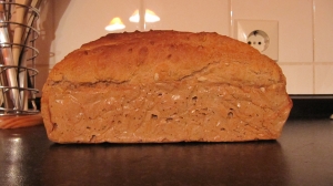 Simple and rapid wholegrain bread Bread recipe