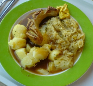Bratwurst with sauerkraut