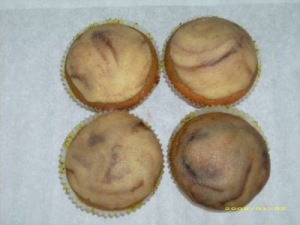Marzipan praline liqueur cupcakes Muffins recipe