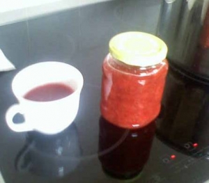 Strawberry rhubarb jam with
