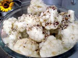 Cauliflower with hazelnuts