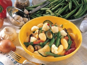 Colourful bean dish with gnocchi