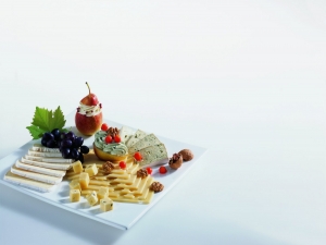 Cheese plate with fruit