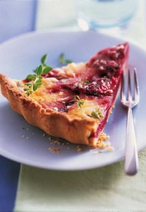 Beetroot Tart With Manchego Cheese