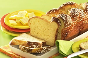 Braided Bread with Almonds Sheet Cake recipe