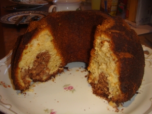Fruity and chocolaty sponge cake Gugelhupf recipe