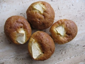 Mini apple and vanilla muffins Biscuits recipe