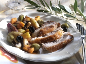 Provencal turkey thigh with olives Other recipe