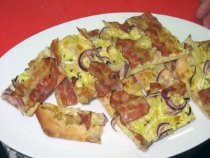 Tarte with smoked eel pancetta and red onions Cake recipe