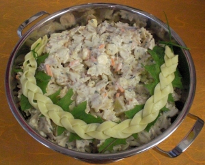 Farfalle salad with walnut dressing