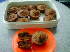 Pear and banana muffins with chocolate lactose Muffins recipe