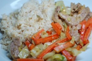 Pork with vegetables and brown rice