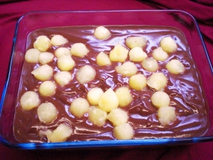 Sojaflammerie with pineapple