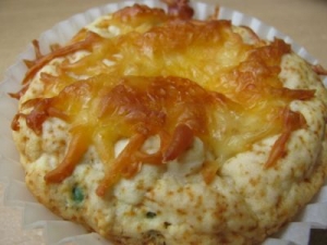 Spicy wasabi peas muffins with melted cheese Muffins recipe