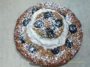 XXL blueberry yogurt muffins with cream cheese cream filling Muffins recipe