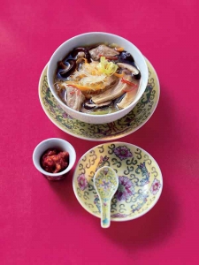 Shanghai soup with glass noodles