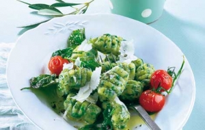Ricotta-and-spinach-gnocchi