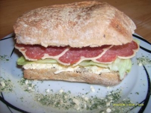 Olivenciabatta cheese with homemade salami and cheese spread