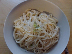 Spaghetti With Feta Spring Onion Sauce