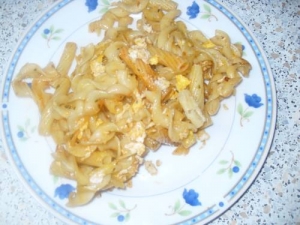 With Egg Noodles