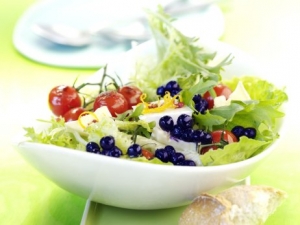 Lettuce With Wild Blueberries And Camembert