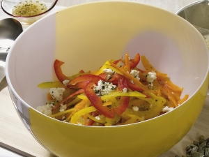 Peppers And Feta Salad With Pumpkin Seeds