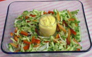 Schnibbelsalat Cucumber Salad With Red Peppers And Onions